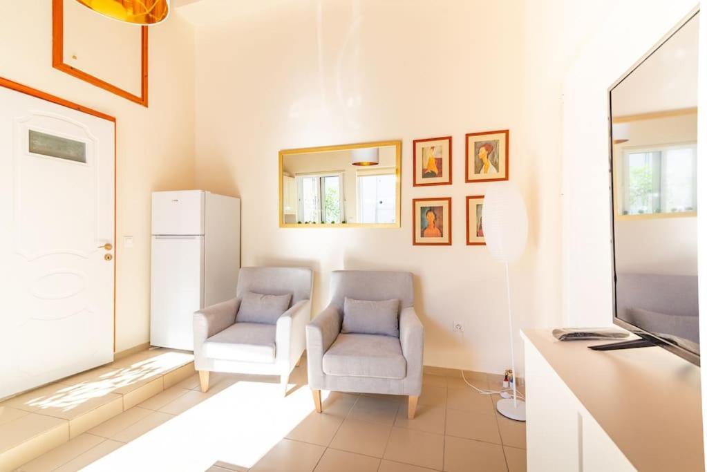 Cozy Apartment In The Heart Of City Center Iraklio Exterior foto